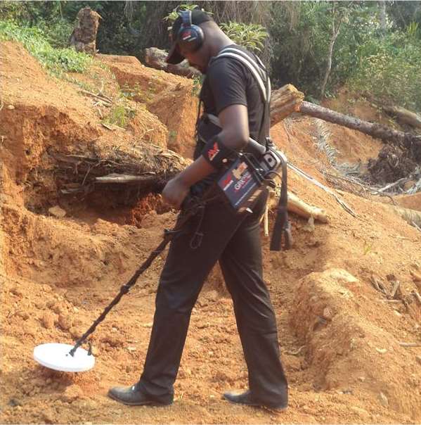 Minelab GPX 4500 Golddetektor Vorführgerät